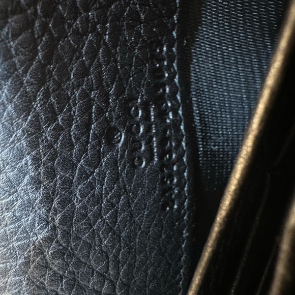 EUC Gucci Wallet with Box - Picture 12 of 16